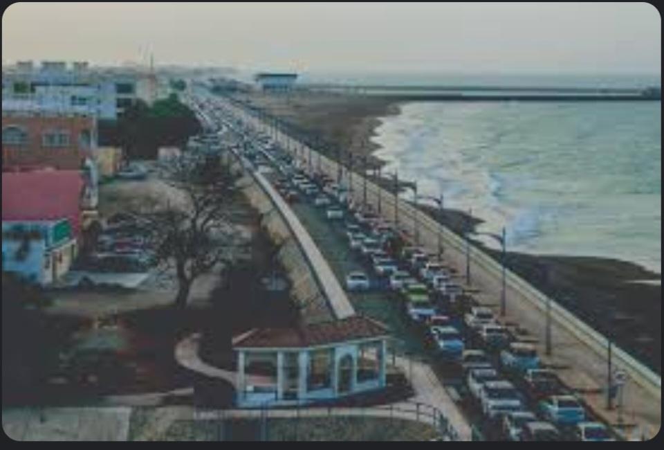 إكمال تجويد منطقة الكورنيش بصحار